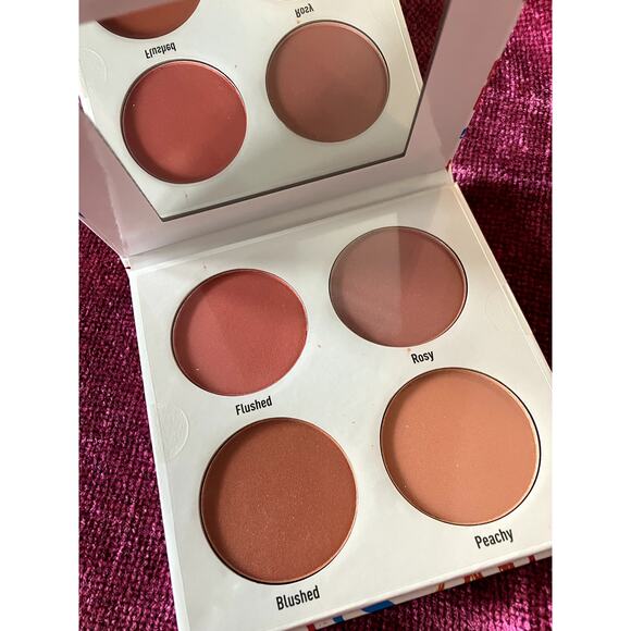 MALLY Spring Into Love Blush Palette Compact - Picture 5 of 6